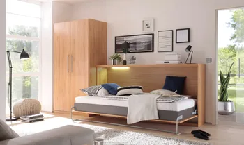Stauraum in einem kleinen Gästezimmer